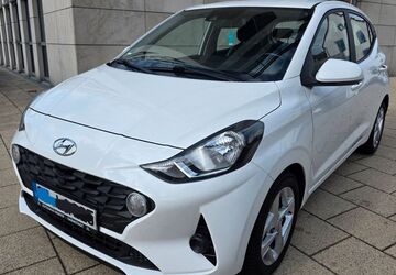 Hyundai i10 61.308 km 10.800 &euro; Mörfelden-Walldorf 64546