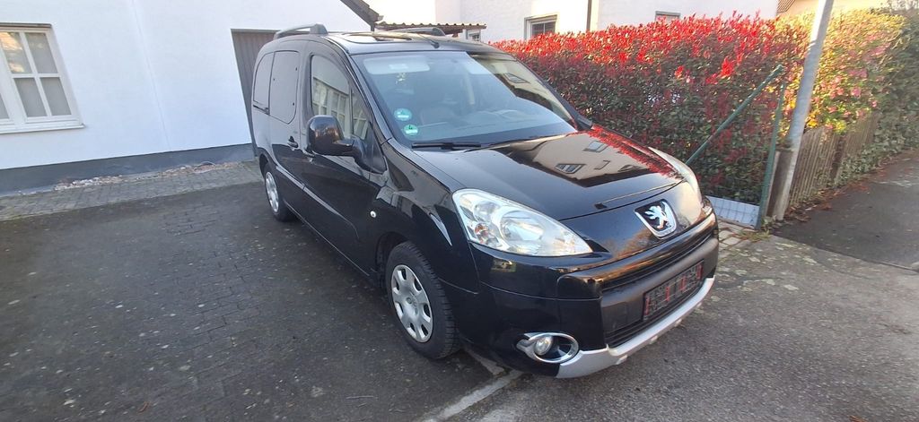 Peugeot Partner Tepee 188.000 km 4.100 &euro; Rodgau 63110