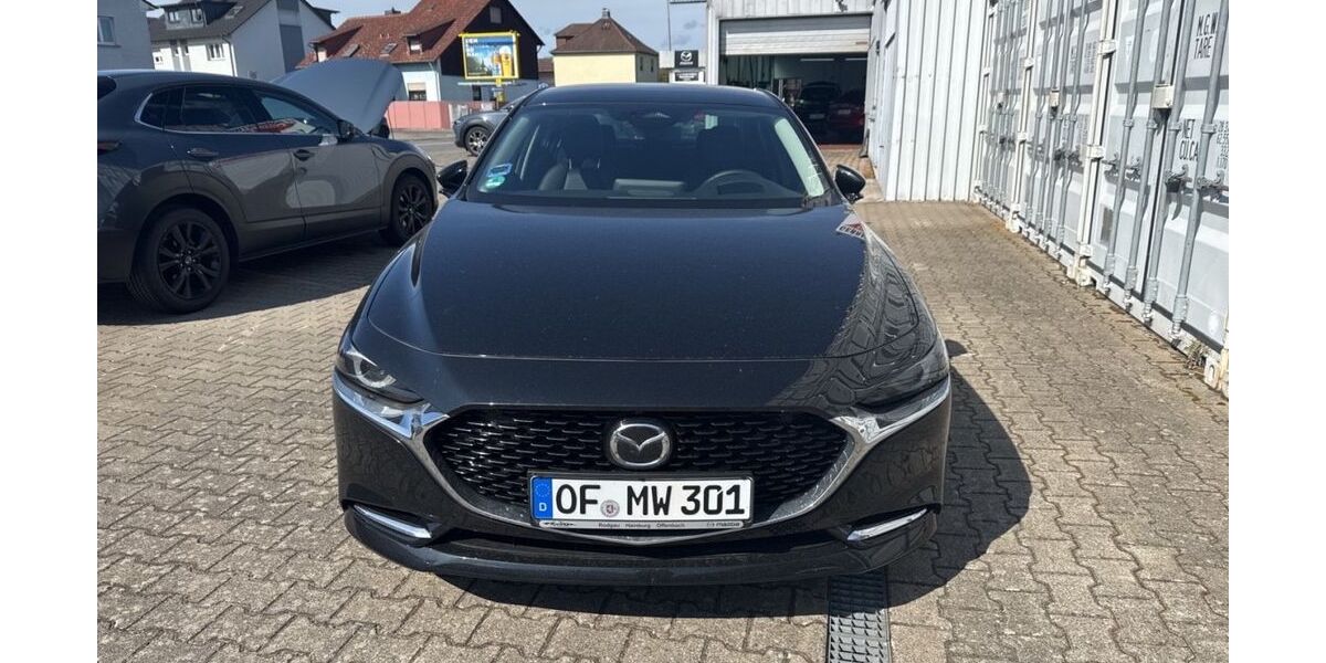 Mazda 3 6.500 km 31.499 &euro; Rodgau 63110