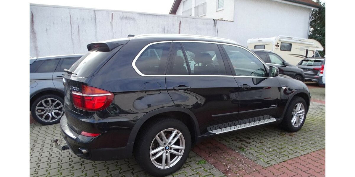 BMW X5 xDrive40d Panoramadach, Leder, Rückfahrkamera, 218.446 km 11.790 &euro; Rodgau 63110