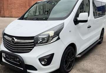 Opel Vivaro 148.000 km 15.990 &euro; Rodgau 63110