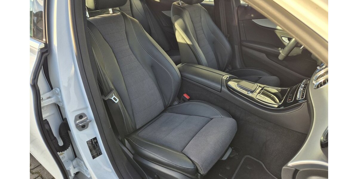 Mercedes-Benz E 300 e T Avantgarde AHK, LED, Rückfahrkamera, App 55.700 km 28.690 &euro; Rodgau 63110