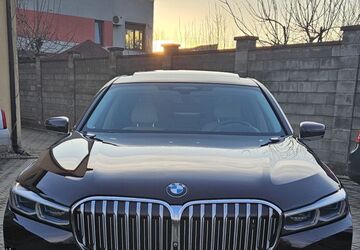 BMW 750 153.000 km 47.000 &euro; Frankfurt am Main 65929