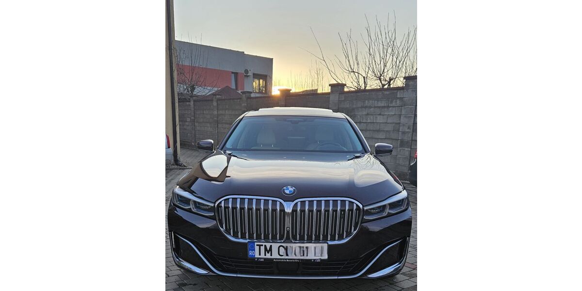 BMW 750 153.000 km 47.000 &euro; Frankfurt am Main 65929