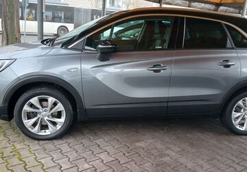 Opel Crossland (X) 100.200 km 10.400 &euro; Rüsselsheim 65428
