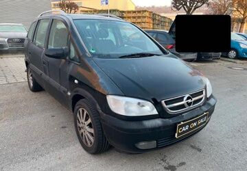Opel Zafira 220.000 km 2.100 &euro; Frankfurt 65933