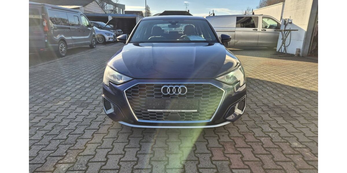 Audi A3 35 TDI advanced Rückfahrkamera, Navigation, App 111.100 km 20.990 &euro; Rodgau 63110