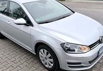 VW Golf 175.000 km 8.700 &euro; Zeppelinheim 63263