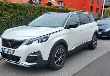 Peugeot 5008 142.100 km 17.490 &euro; Rüsselsheim am Main 65428