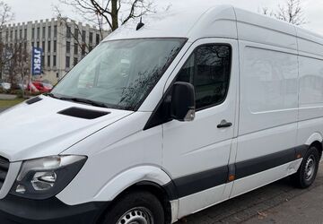 Mercedes-Benz Sprinter 180.000 km 8.990 &euro; Frankfurt am Main 65933