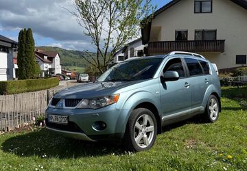 Mitsubishi Outlander 98.000 km 5.199 &euro; Fürth odw 64658