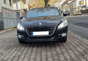 Peugeot 508 208.000 km 6.250 &euro; Offenbach 63071