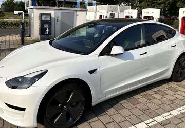 Tesla Model 3 50.000 km 25.500 &euro; Frankfurt 60599