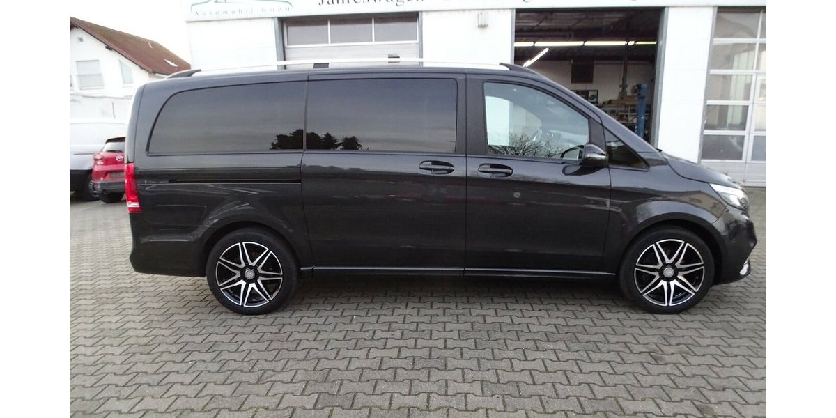 Mercedes-Benz V 300 d 4M lang AVANTGARDE EDITION AMG Line, Stand 61.360 km 59.890 &euro; Rodgau 63110