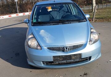 Honda Jazz 151.000 km 1.950 &euro; Frankfurt 60326