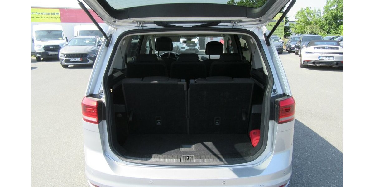 VW Touran Active Start-Stopp 2.0 TDI Autom. 93.000 km 26.990 &euro; Gernsheim 64579