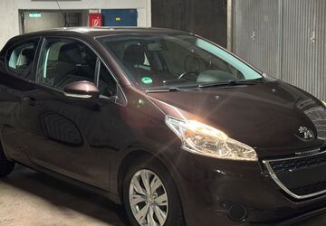 Peugeot 208 112.512 km 3.600 &euro; Frankfurt am Main 60385