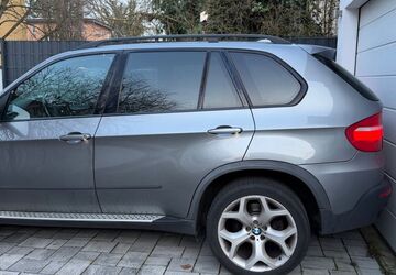 BMW X5 250.000 km 7.500 &euro; Frankfurt am Main 60529