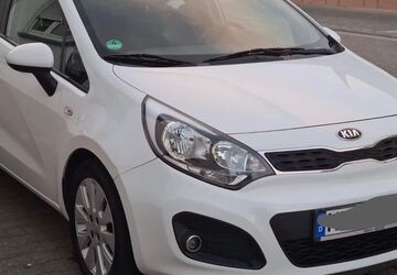 Kia Rio 98.000 km 6.100 &euro; Biblis 68647