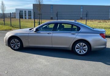 BMW 740 157.000 km 11.000 &euro; Dietzenbach 63128