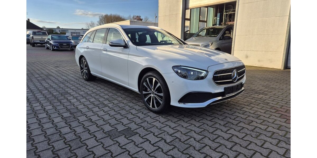 Mercedes-Benz E 300 e T Avantgarde AHK, LED, Rückfahrkamera, App 55.700 km 28.690 &euro; Rodgau 63110