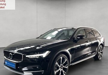Volvo V90 Cross Country 27.266 km 54.450 &euro; Frankfurt am Main 60486