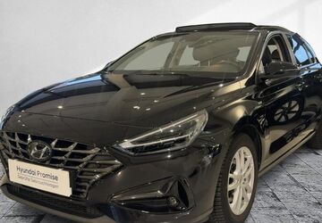 Hyundai i30 71.547 km 17.490 &euro; Frankfurt 60314