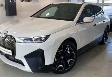 BMW iX 39.814 km 44.488 &euro; Hofheim 65719