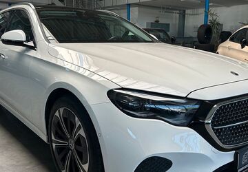 Mercedes-Benz E 300 26.628 km 51.879 &euro; Groß-Umstadt 64823