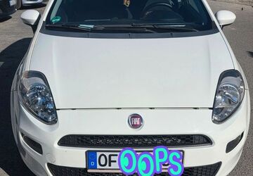 Fiat Grande Punto 151.500 km 2.700 &euro; Offenbach am Main 63067