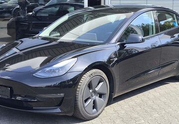 Tesla Model 3 81.503 km 27.950 &euro; Dieburg 64807