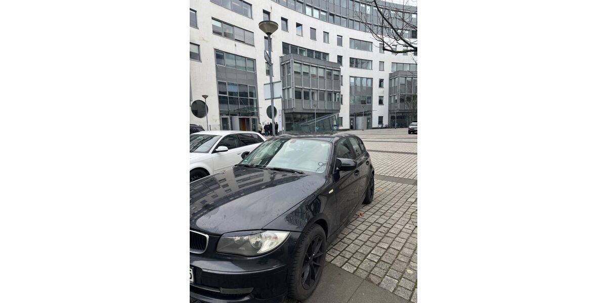 BMW 120 175.700 km 6.300 &euro; Frankfurt 60326