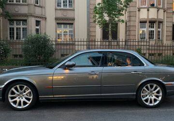 Jaguar XJR 255.000 km 11.900 &euro; Frankfurt am Main 60598
