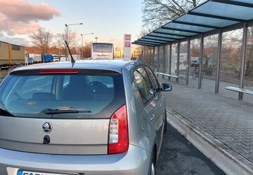 Skoda Citigo 106.000 km 5.300 &euro; frankfurt 65934