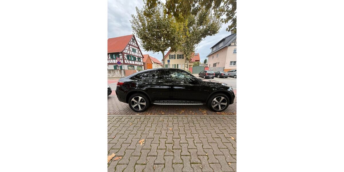 Mercedes-Benz GLC 300 73.000 km 38.800 &euro; Lorsch 64653