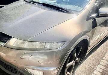 Honda Civic 340.000 km 1.200 &euro; Rodgau 63110