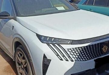 Peugeot 5008 12.873 km 32.480 &euro; Rüsselsheim 65428