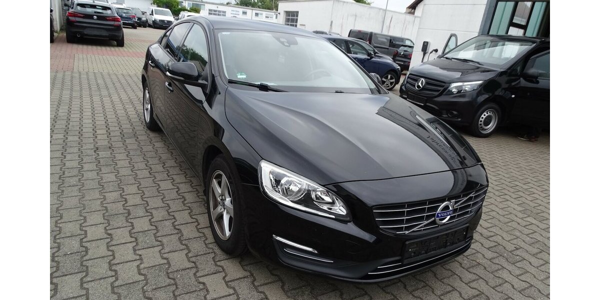 Volvo S60 Kinetic Klima, Navigation 196.500 km 8.290 &euro; Rodgau 63110