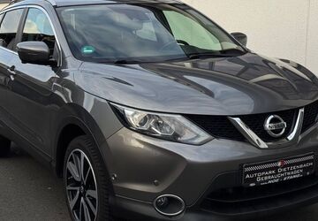 Nissan Qashqai 104.000 km 10.900 &euro; Dietzenbach 63128