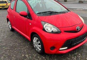 Toyota Aygo (X) 106.511 km 3.500 &euro; Rodgau Nieder-Roden 63110