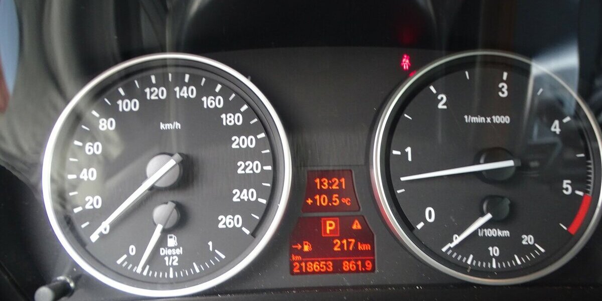 BMW X5 xDrive40d Panoramadach, Leder, Rückfahrkamera, 218.446 km 11.790 &euro; Rodgau 63110