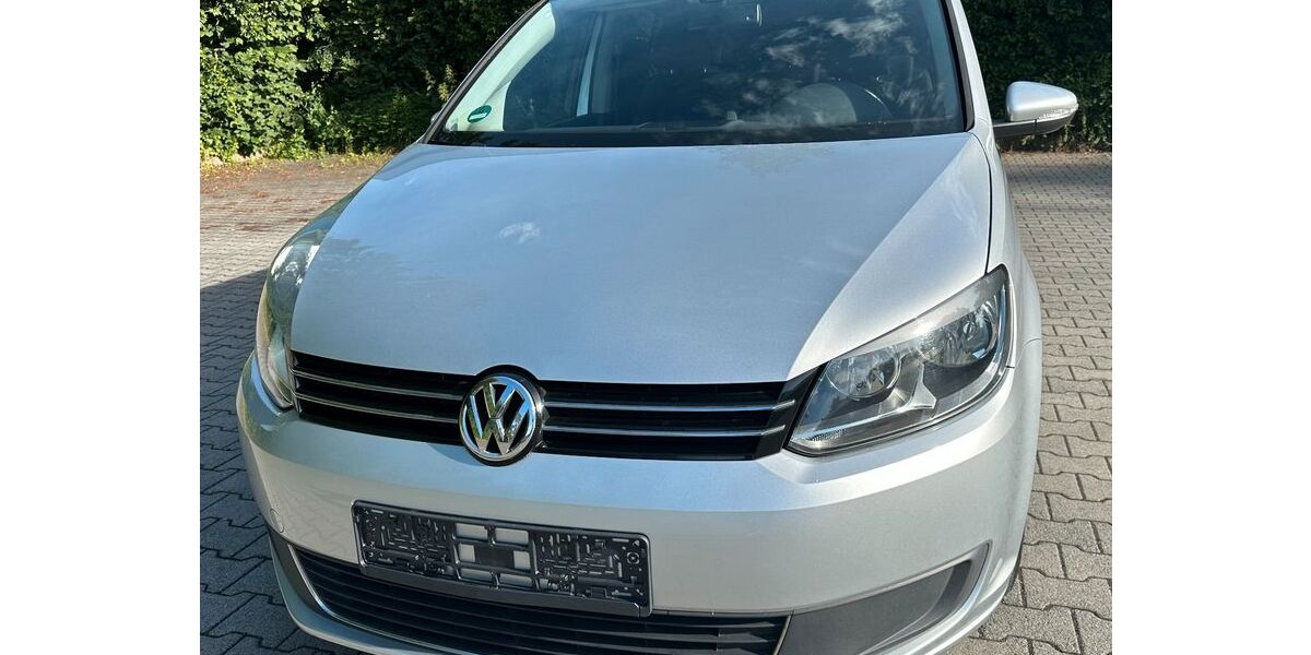 VW Touran 110.600 km 9.900 &euro; Bensheim 64625