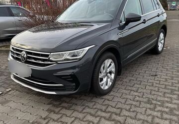VW Tiguan 111.200 km 26.900 &euro; Darmstadt 64293