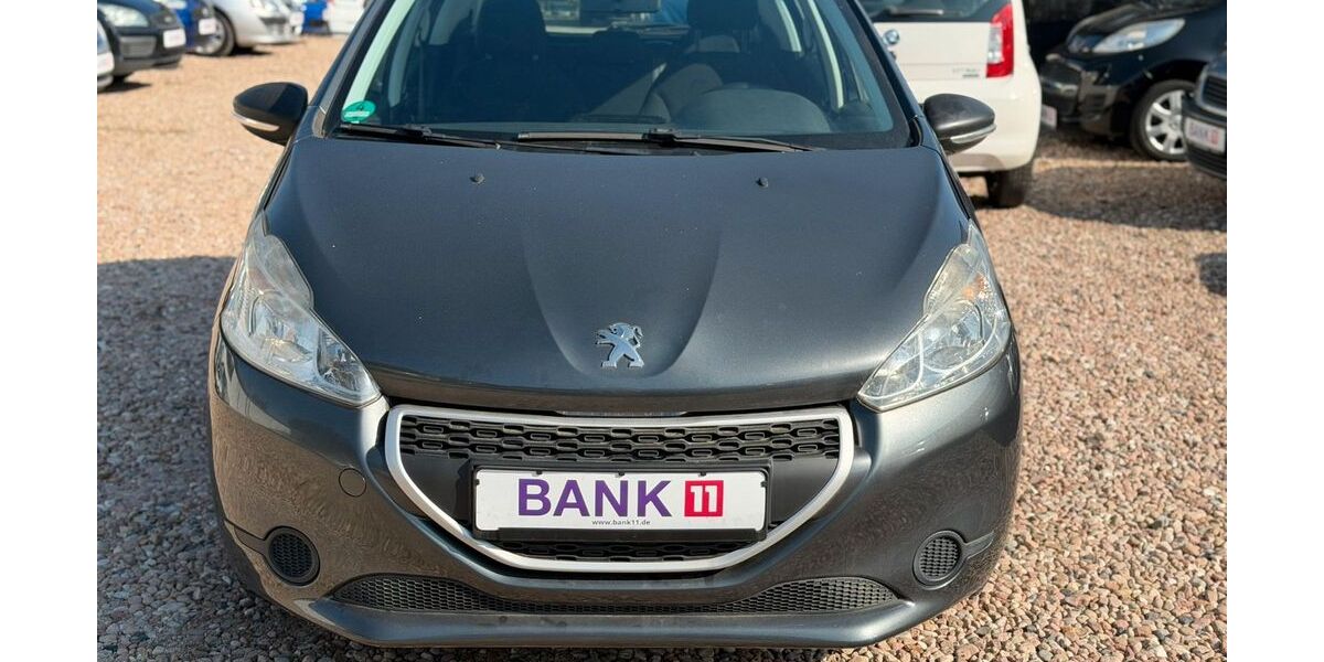Peugeot 208 111.000 km 4.500 &euro; Rodgau 63110
