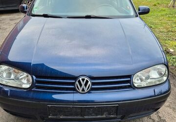 VW Golf 235.123 km 1.450 &euro; Dietzenbach 63128