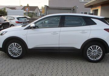 Opel Grandland (X) 142.662 km 9.999 &euro; Babenhausen 64832