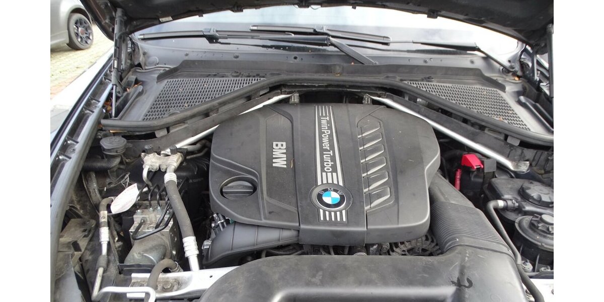 BMW X5 xDrive40d Panoramadach, Leder, Rückfahrkamera, 218.446 km 11.790 &euro; Rodgau 63110