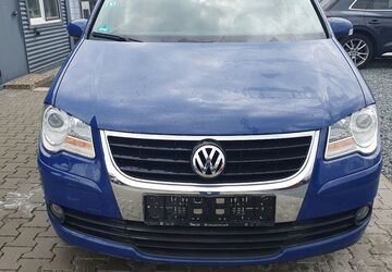 VW Touran 151.347 km 3.650 &euro; Bickenbach 64404