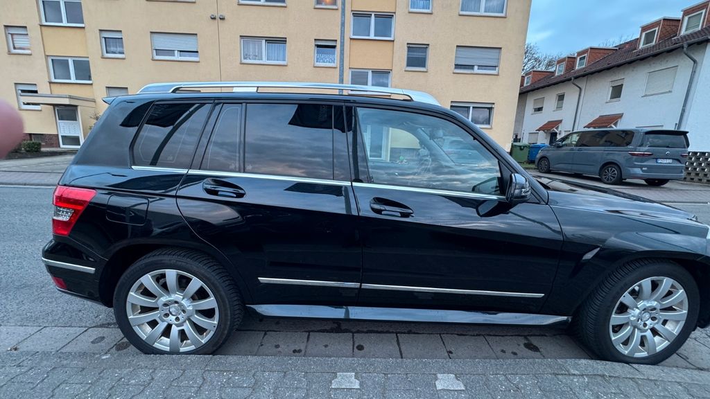 Mercedes-Benz GLK 320 249.500 km 7.499 &euro; Kelsterbach 65451