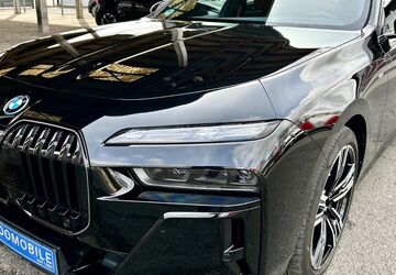 BMW i7 33.000 km 99.950 &euro; Frankfurt/Main 60386